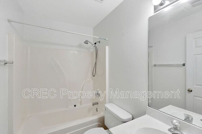 Building Photo - 9176 Maple Grove Dr