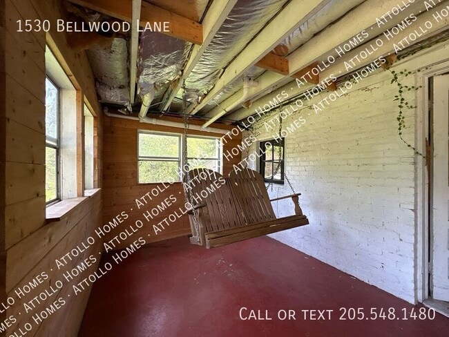 Building Photo - 1530 Bellwood Ln