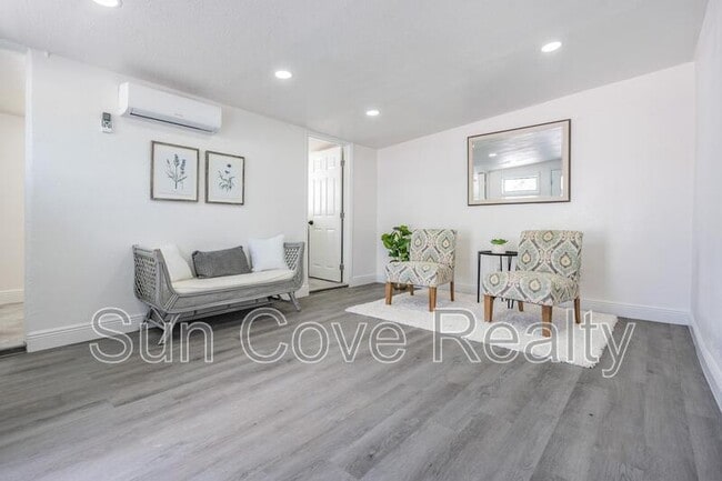 Building Photo - 13806 San Juan Ave