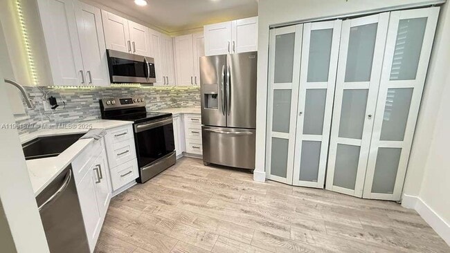 Building Photo - 1407 SW 48th Terrace