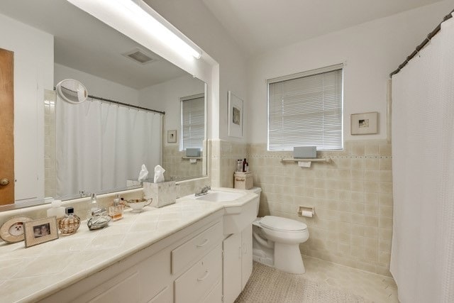 Building Photo - 6525 E Mockingbird Ln