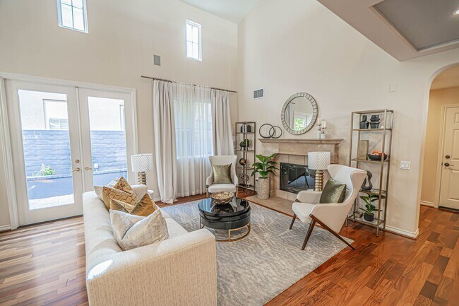 Building Photo - 4 Bedroom Home for Rent in The Woodlands!