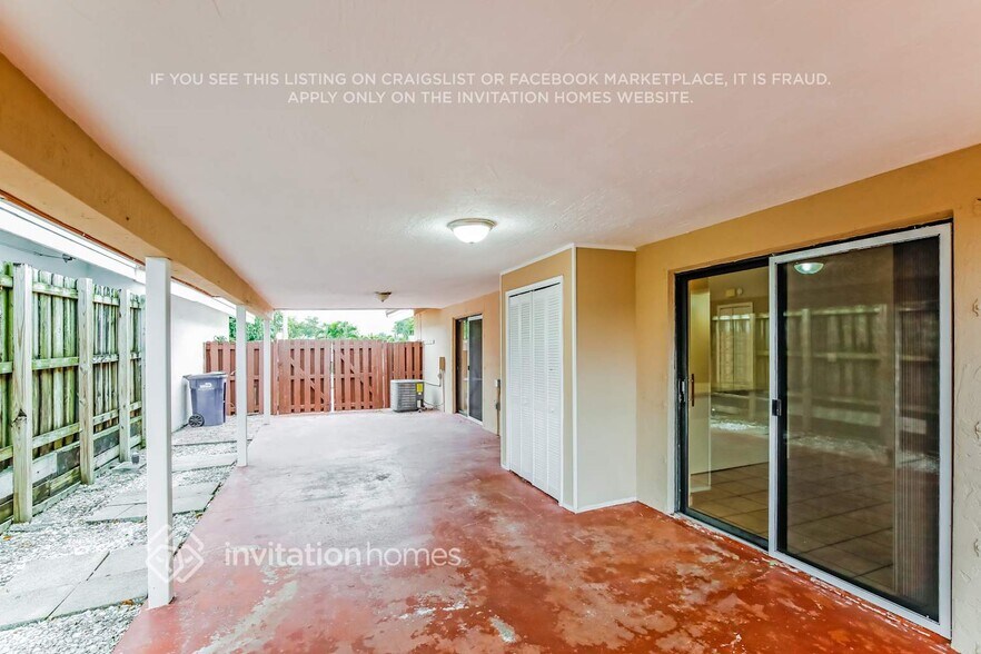 Building Photo - 8021 SW 136th Ct