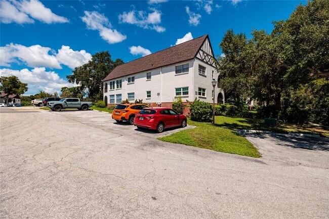 Building Photo - 400 N Bayshore Blvd