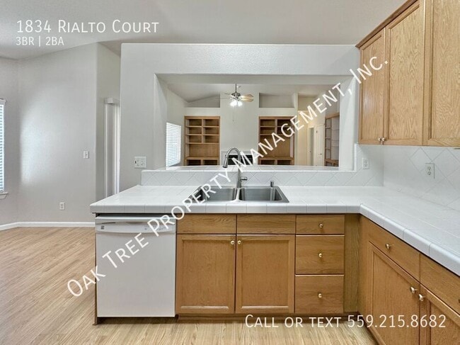 Building Photo - 1834 Rialto Ct
