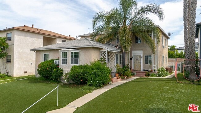 Building Photo - 1708 S Crescent Heights Blvd