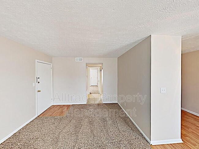 Building Photo - 4909 Cawood Dr