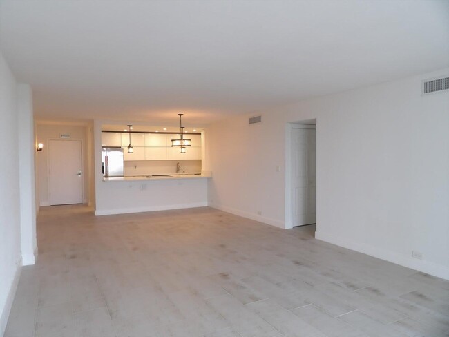 Building Photo - 1208 Marine Way