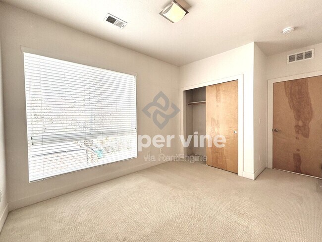 Building Photo - 4966 Lowell Blvd