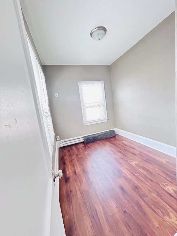 Building Photo - 1917 N Newton Ave