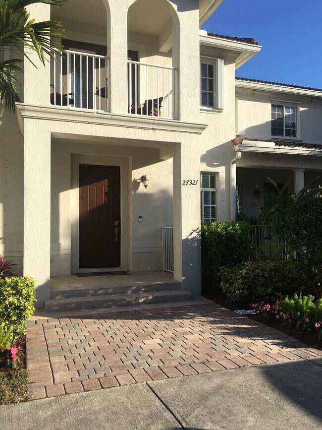 Building Photo - 27321 SW 140th Ct