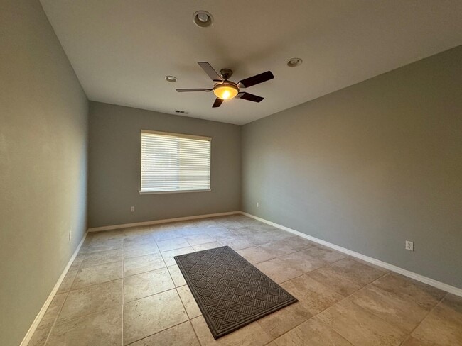 Building Photo - 3701 Pondera St