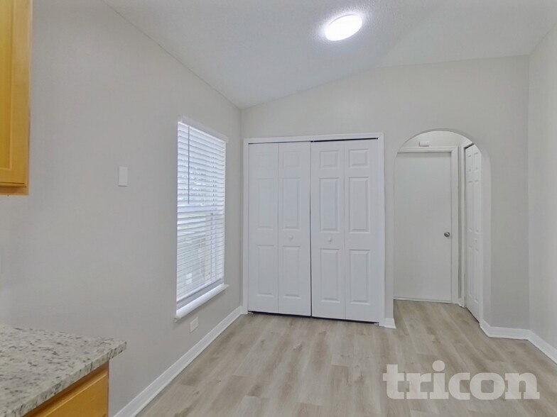 Building Photo - 2718 Port Ct