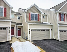 Building Photo - 121 Magnolia Dr