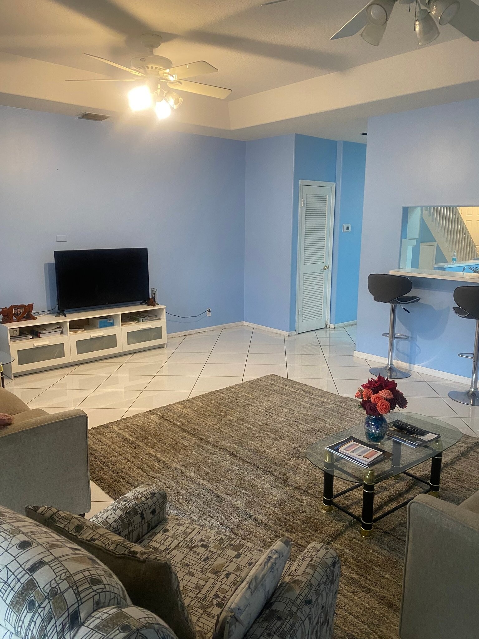 Building Photo - 9678 Royal Palm Blvd