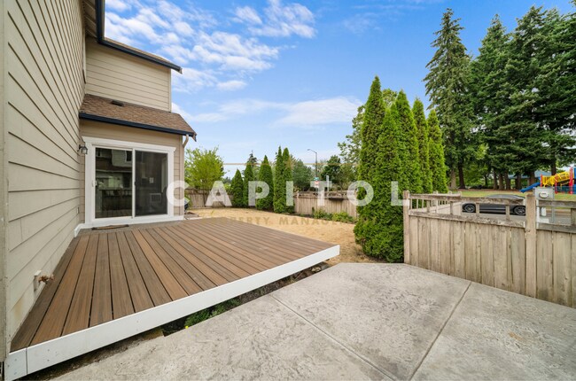 Building Photo - 5800 Balustrade Blvd SE