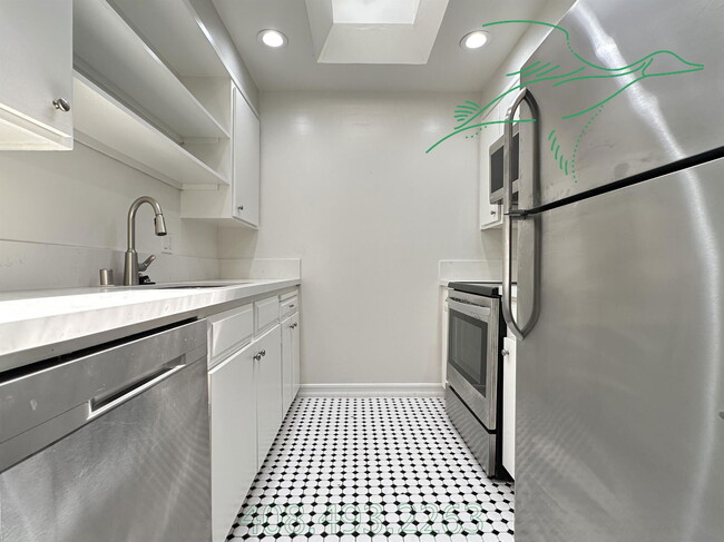 Building Photo - 1910 Mt Vernon Ct