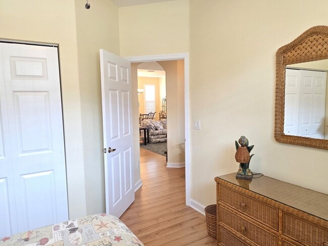 Building Photo - Beautifully Decorated Home~Turn Key~Commun...