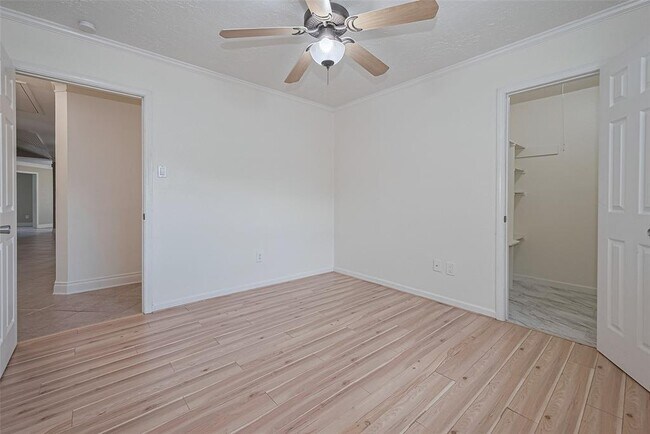 Building Photo - 16006 Glen Mar Dr