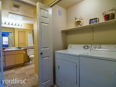 Building Photo - 4776 E Guadalupe Rd