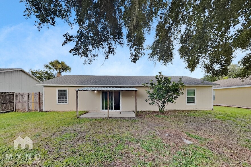 Building Photo - 807 Cloyd Dairy Loop