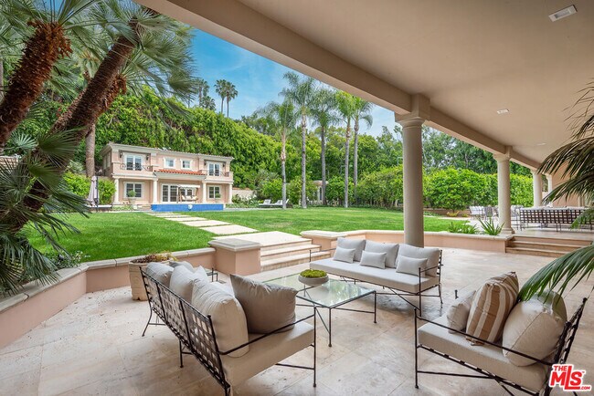 Building Photo - 407 Robert Ln