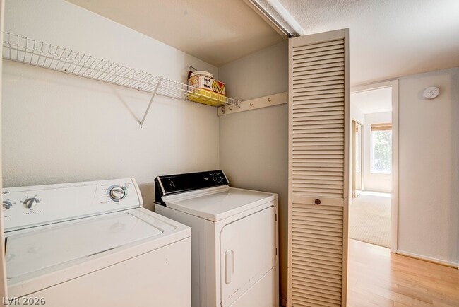 Building Photo - 3060 Casey Dr