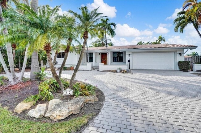 Building Photo - 612 Hibiscus Dr