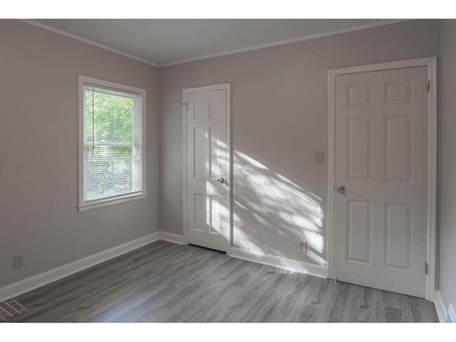 Building Photo - 3507 N Logan Ave