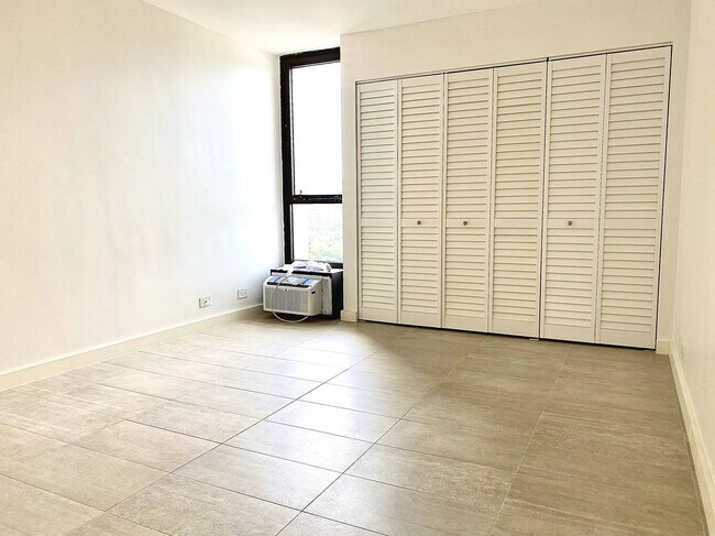 bedroom 1 - 322 Aoloa St