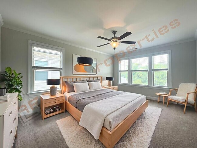 Building Photo - Brand New Carpet and Fresh Paint! Charming...
