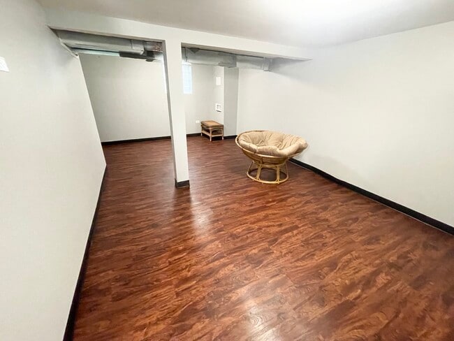 Building Photo - 604 Clement St
