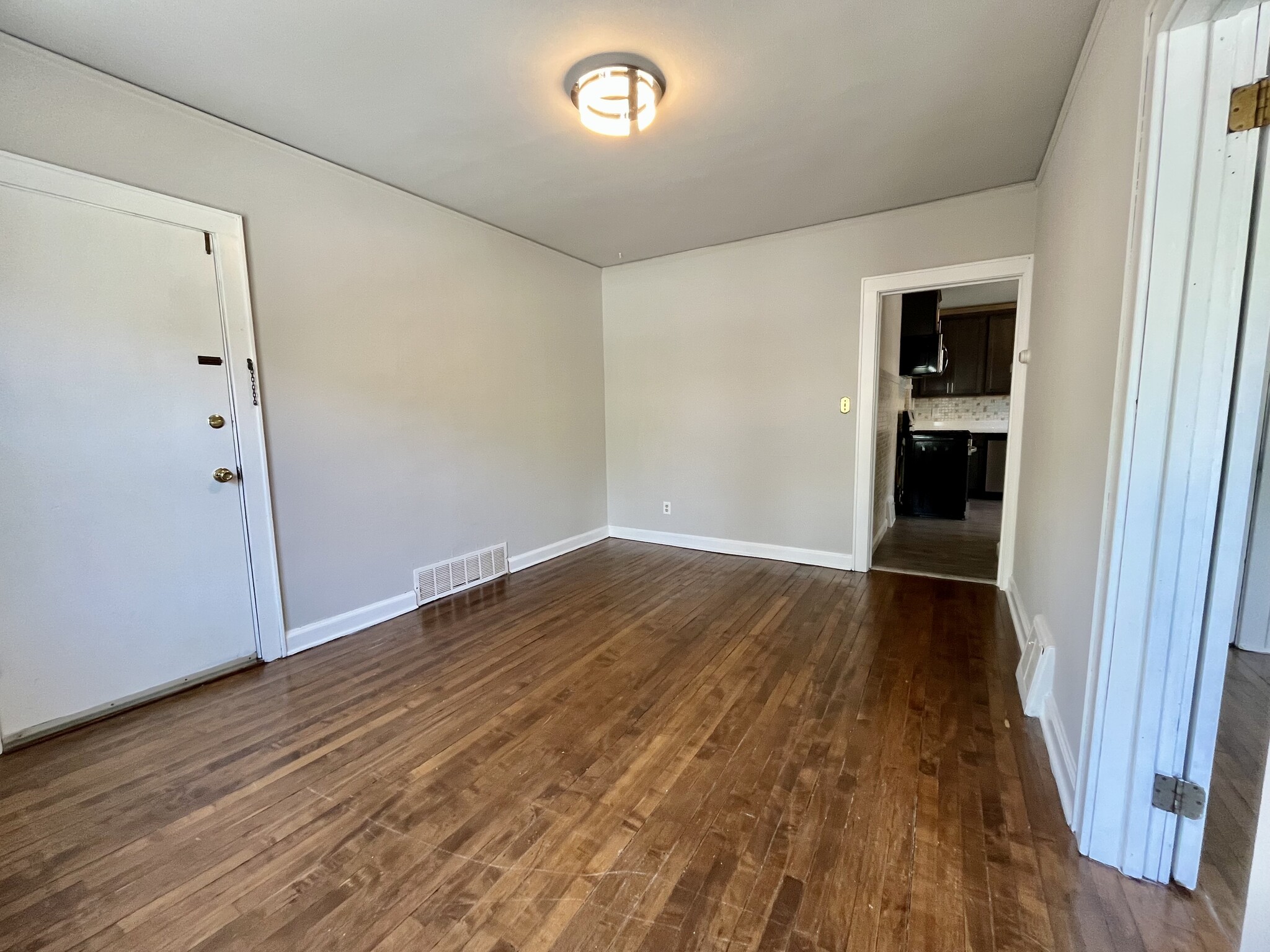 Living Room - 2477-2479 N Dousman St