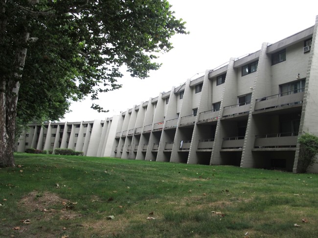 Building Photo - Park Place Apartments