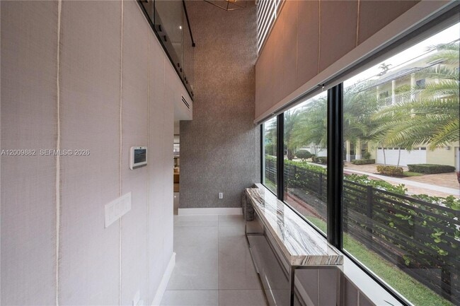 Building Photo - 5601 N Ocean Dr