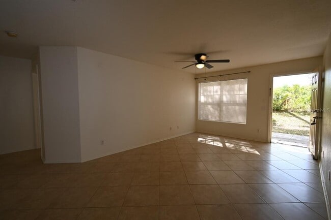 Building Photo - 36009 Deer Creek Dr