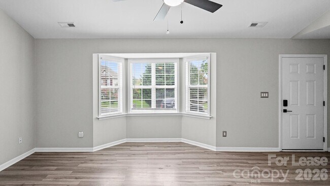 Building Photo - 3320 Whitebridge Ln