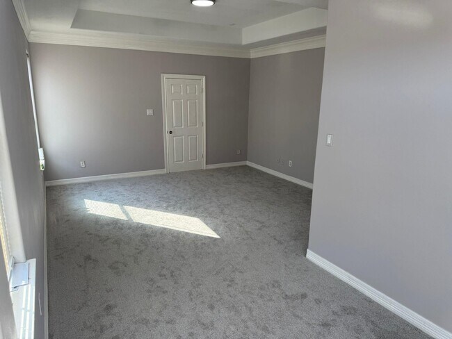 Building Photo - 10366 Panther Point Dr