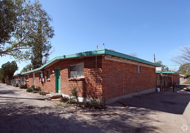 Primary Photo - Mesquite Grove