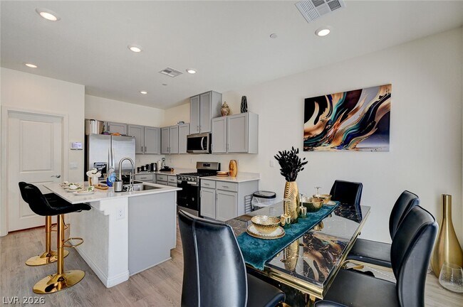 Building Photo - 9946 Indigo Cliffs St