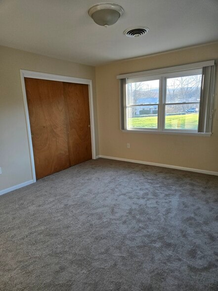 Building Photo - 3179 US-9