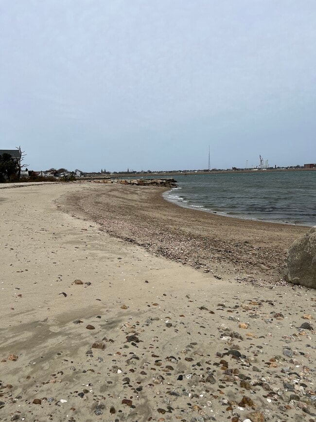 Building Photo - 11 Rapoza St