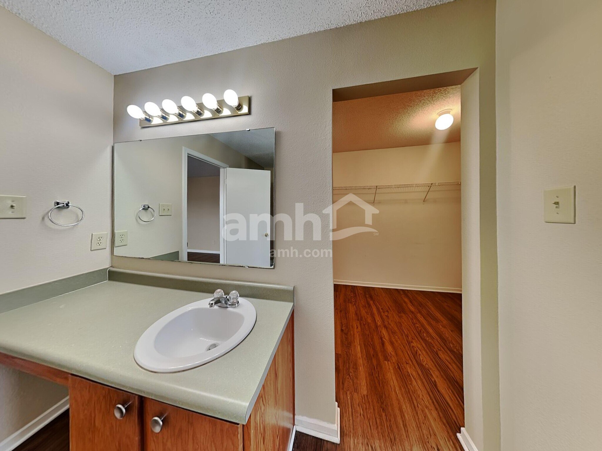 Building Photo - 3110 Brandenburg Dr