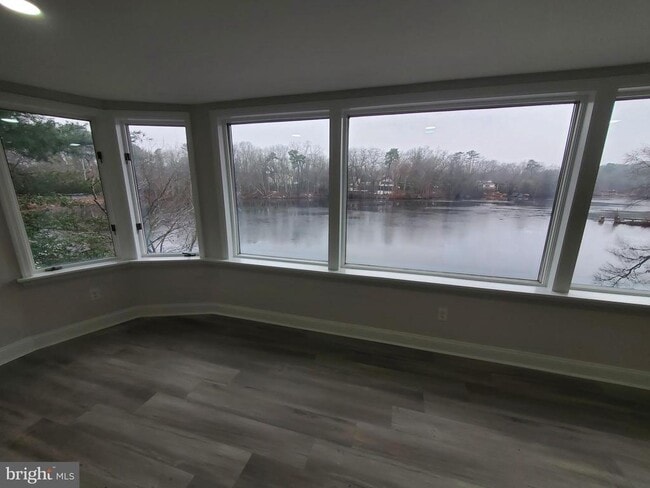 Building Photo - 9 Butler Ct