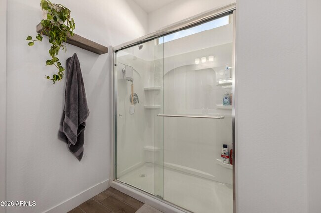 Building Photo - 16780 W Cameron Dr