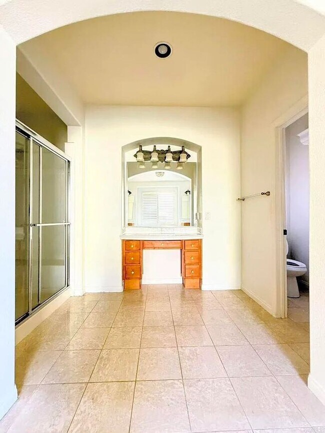 Building Photo - 5BD/4.5BA, 3,500 sq. ft. San Marcos Home