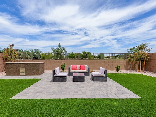 Building Photo - 4 Bedroom Single Family Home in Queen Creek
