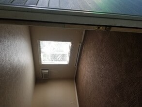 Building Photo - 4247 Sabin Dr