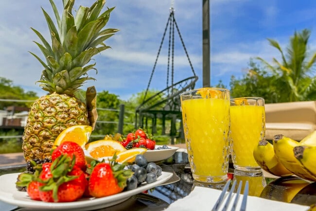 Building Photo - 2325 NE 195th St