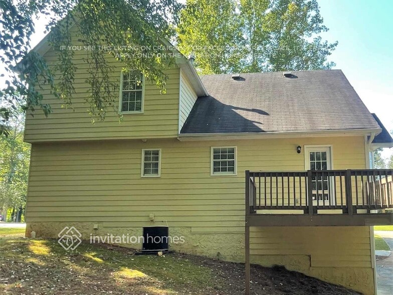Building Photo - 249 King William Dr